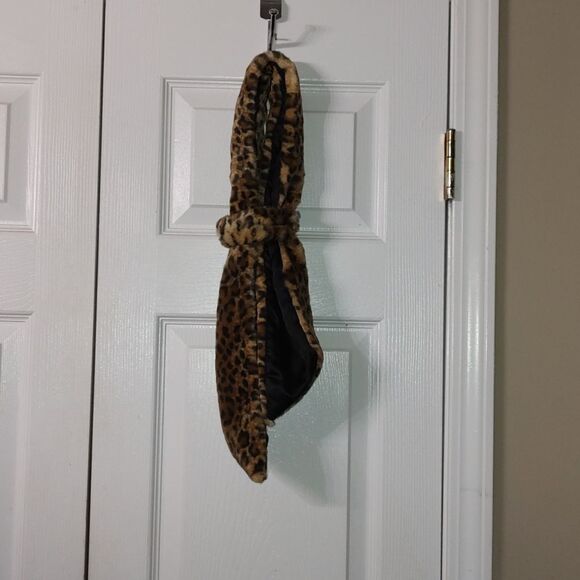 Wilsons Leather faux fur neck scarf wrap - Picture 2 of 3